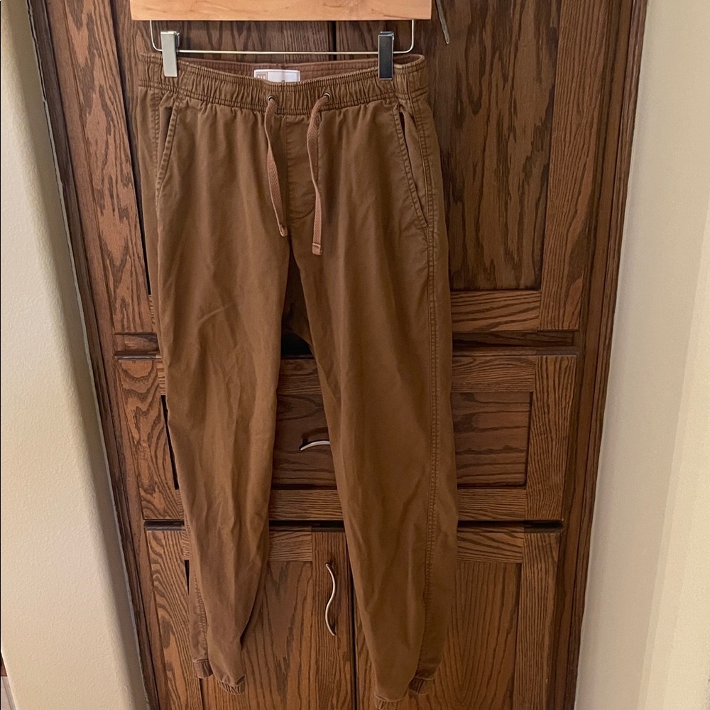 GAP Men's Tan Joggers
